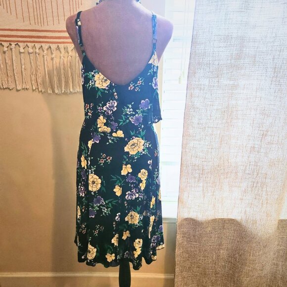 Torrid Whimsigoth Moody Black Floral Dress |  Knee Length| Size 0 - Picture 2 of 11